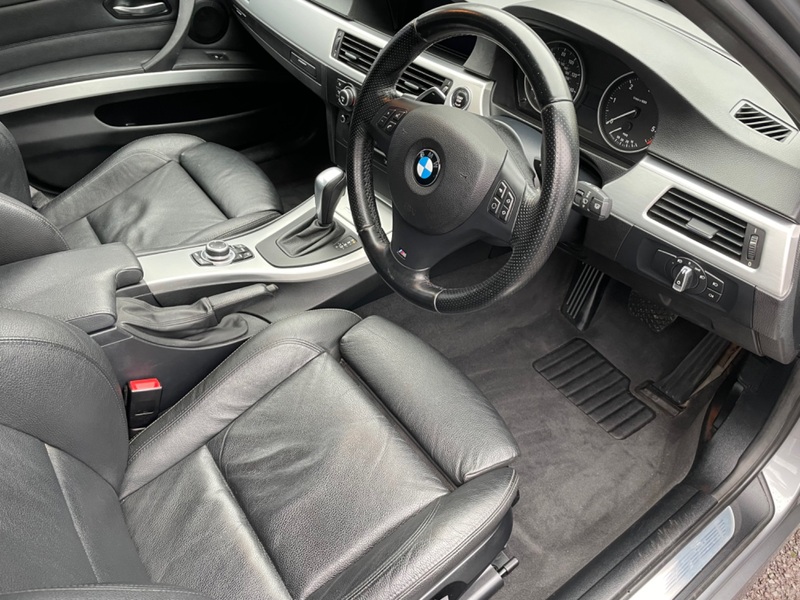 View BMW 3 SERIES 330D M SPORT TOURING AUTO 96000miles FSH Family Owned