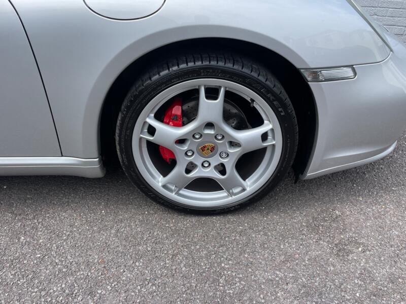 PORSCHE CAYMAN