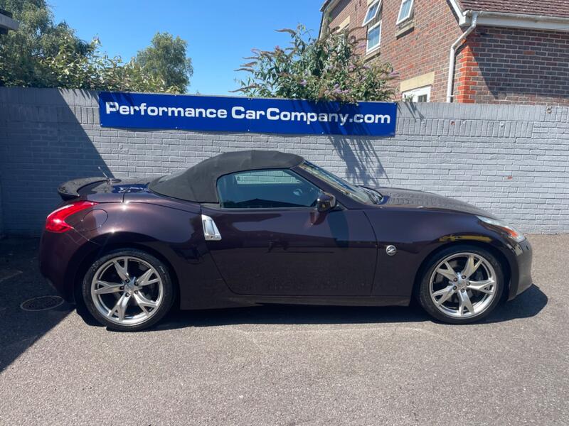 NISSAN 370Z