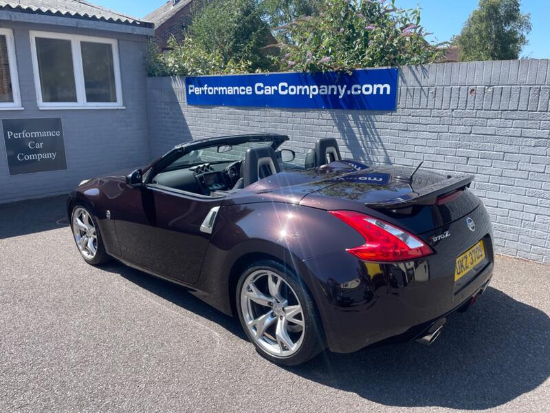 NISSAN 370Z