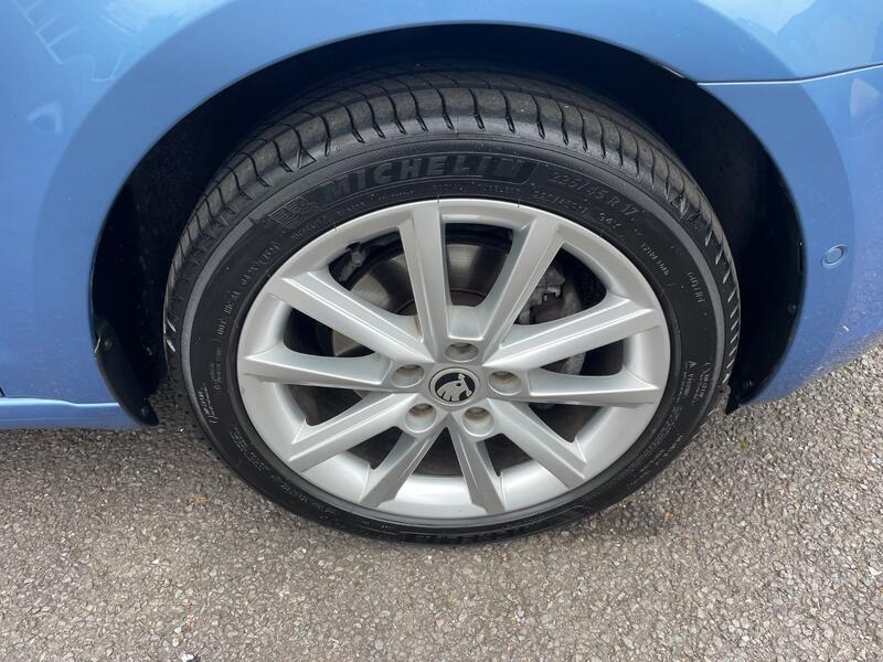 SKODA OCTAVIA