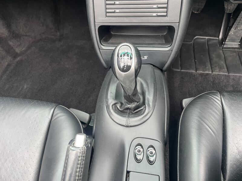 PORSCHE BOXSTER