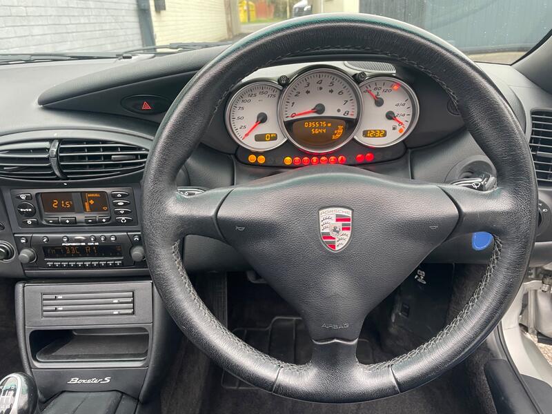 PORSCHE BOXSTER