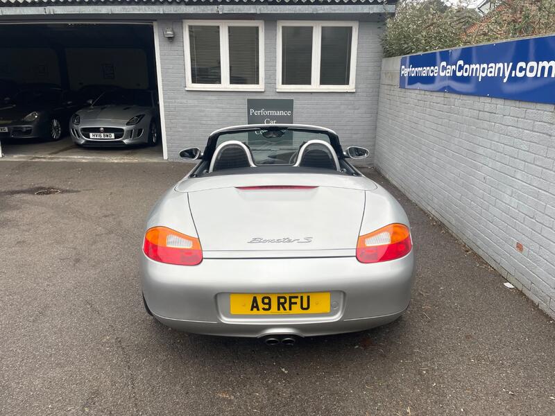 PORSCHE BOXSTER