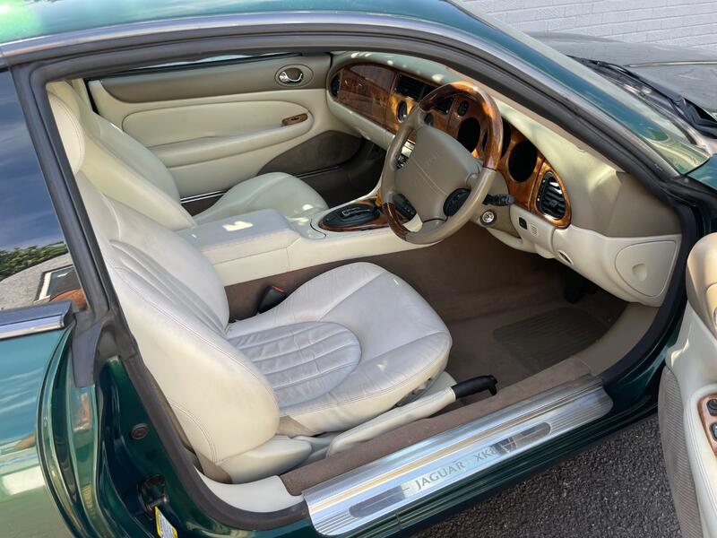 View JAGUAR XK8 4.2 Coupe 68000 miles