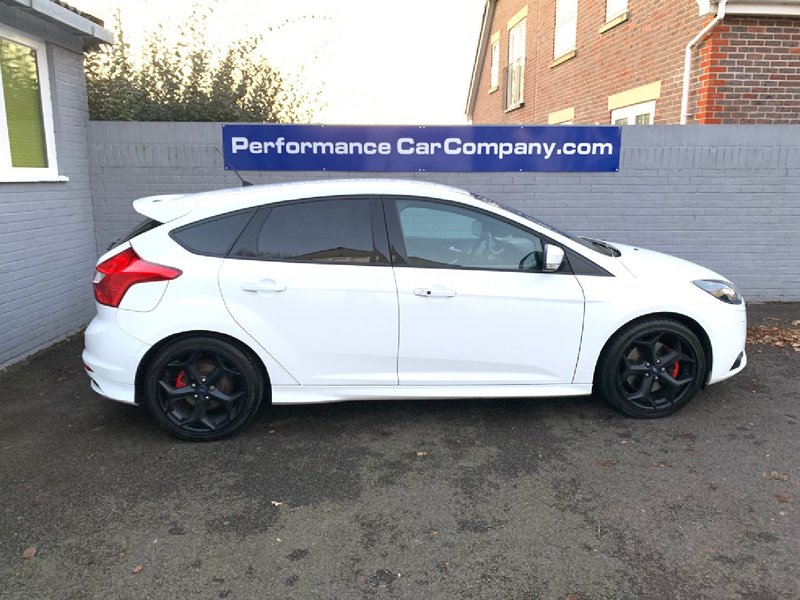 View FORD FOCUS T EcoBoost 250 ST-3 50000miles FSH DEPOSITED- MORE FOCUS ST-3 REQUIRED