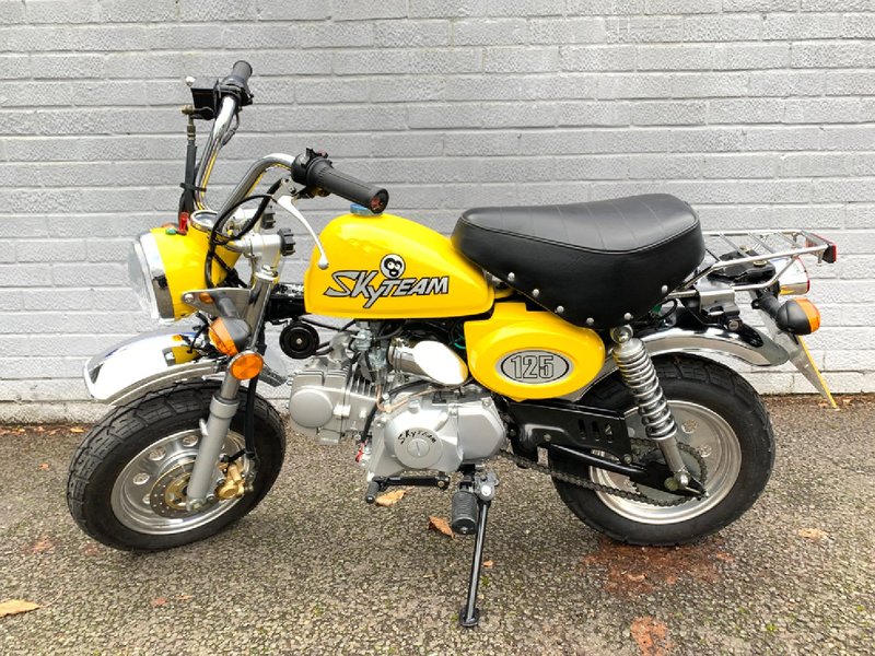 View SKYTEAM MONKEYBIKE Monkey bike 125cc Only 41 miles from new and dry Stored