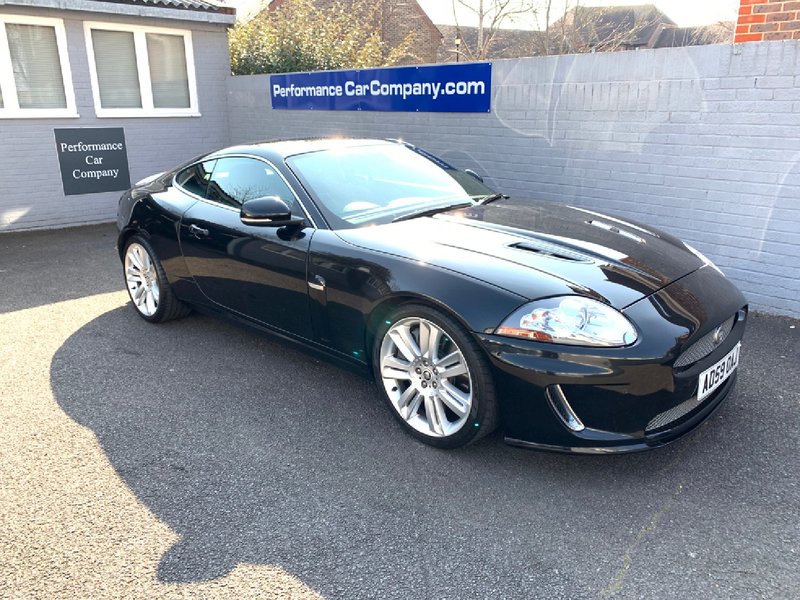 JAGUAR XKR