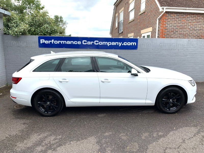 View AUDI A4 AVANT A4 Avant TFSi 150 CoD Start-Stop Sport 29000 miles FASH Audi Warranty until Sep 2021 