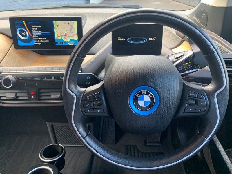 BMW I3