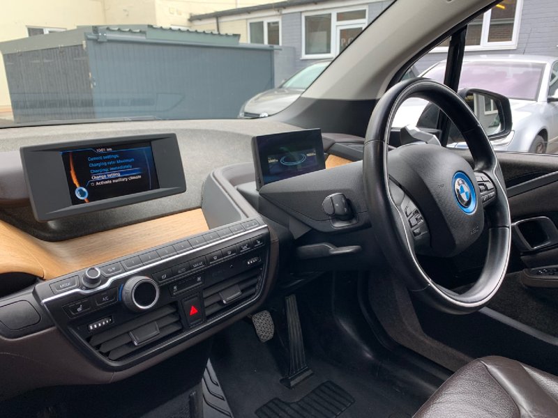 BMW I3