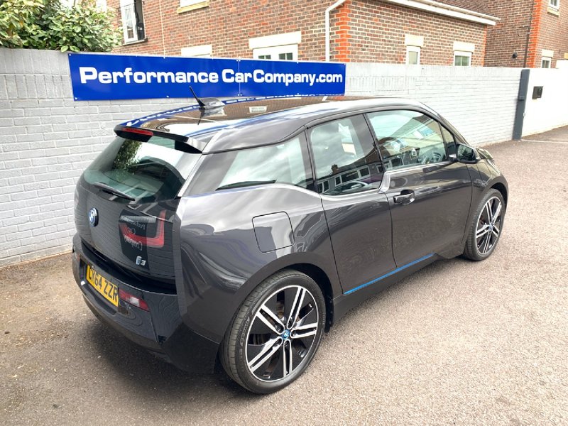 BMW I3