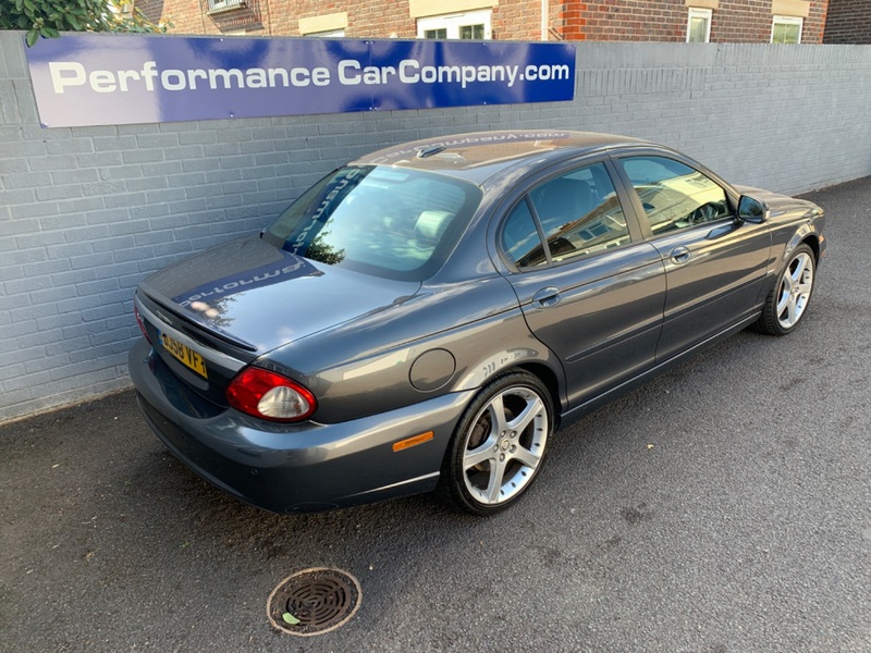 JAGUAR X-TYPE