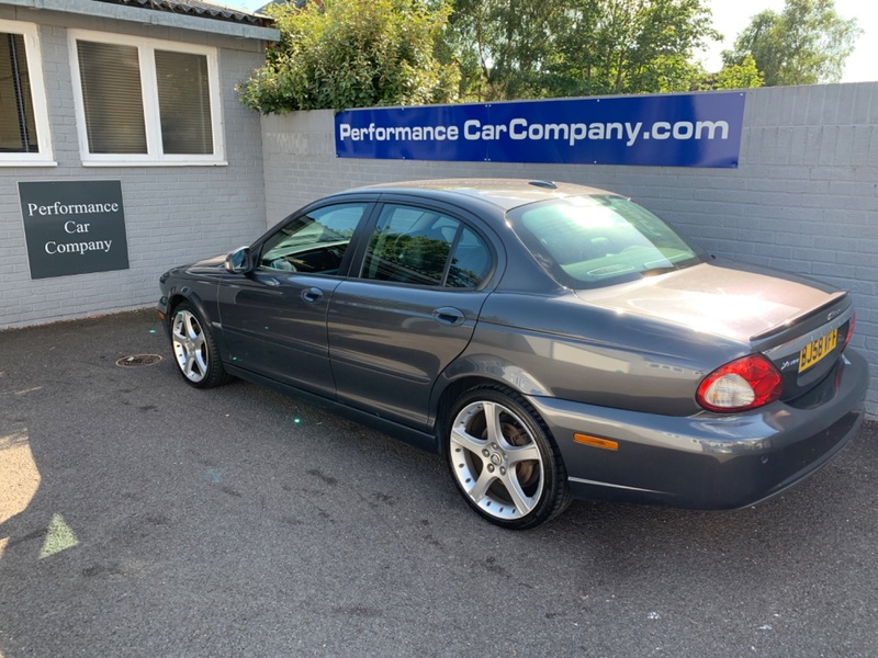 JAGUAR X-TYPE