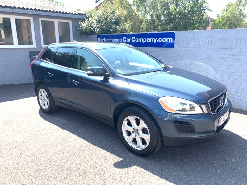 View VOLVO XC60 D5 205 AWD Geartronic Auto SE Lux FSH inc Cambelt Leather Panoramic Roof AC