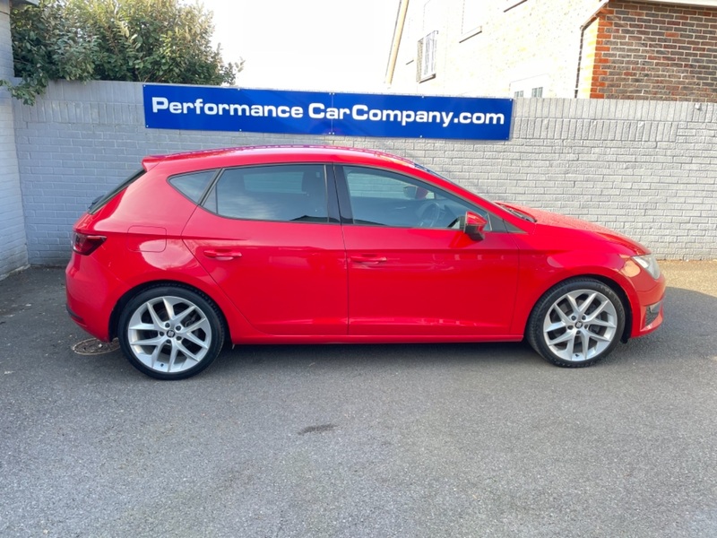 View SEAT LEON 2.0 TDI FR TECHNOLOGY 6 Speed 50000miles FSH Sat Nav AC