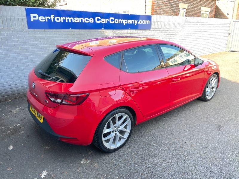 SEAT LEON