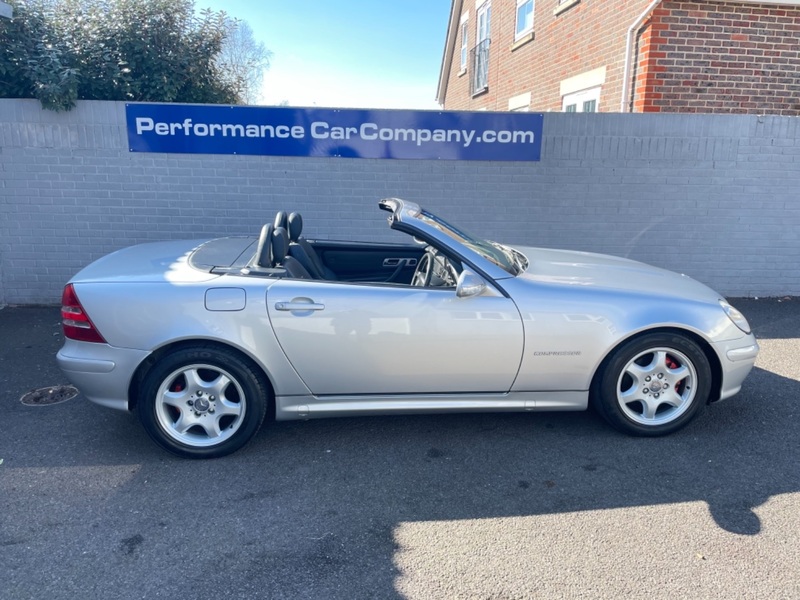 View MERCEDES-BENZ SLK 200 KOMPRESSOR AUTO Only 28,000 Miles FSH 2 Owners Rare to find like this