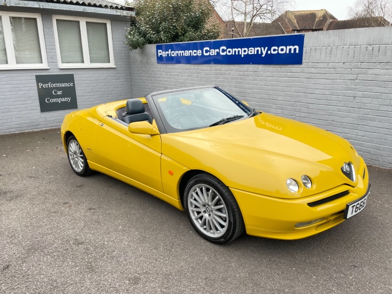 View ALFA ROMEO SPIDER 2.0 TS LUSSO 16V Stunning Useable Classic Alfa in Rare Metallic Zoe Yellow