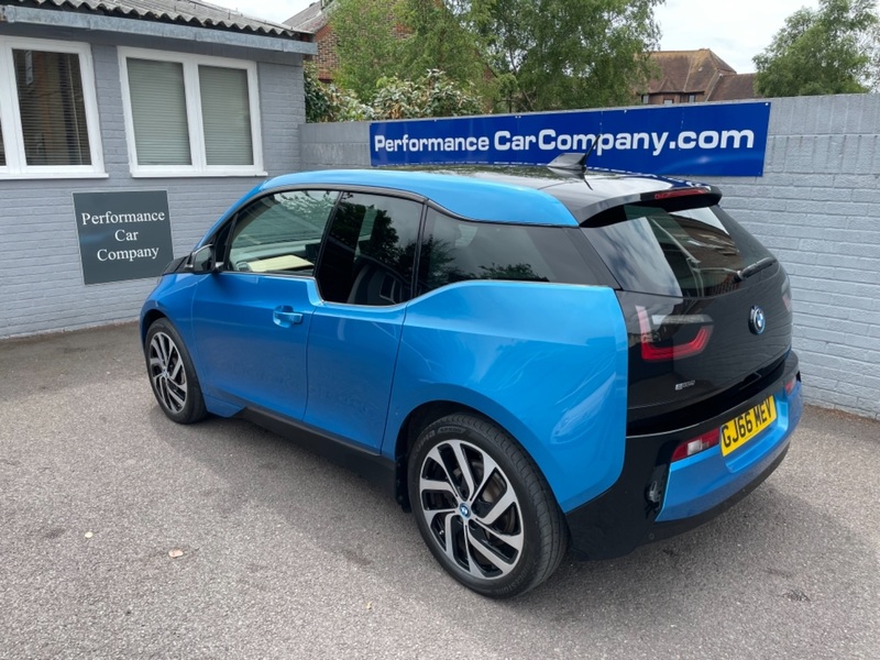 BMW I3