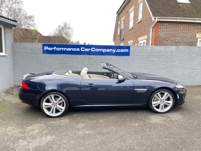 View JAGUAR XK 5.0 SIGNATURE 1 Owner Only 14000 miles Stunning Spec XK 5.0