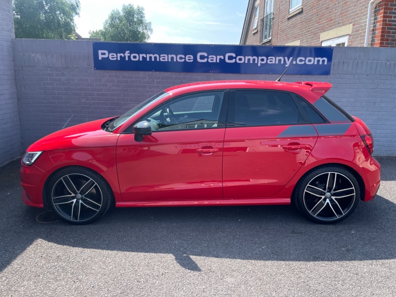 AUDI S1