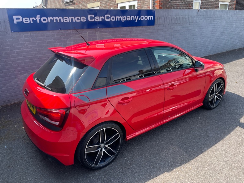 AUDI S1