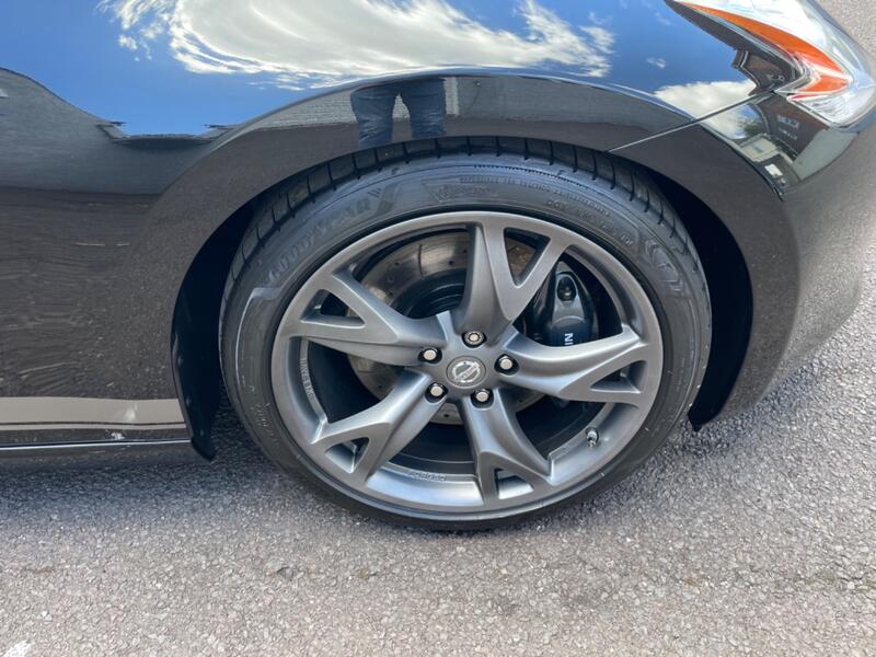 NISSAN 370Z