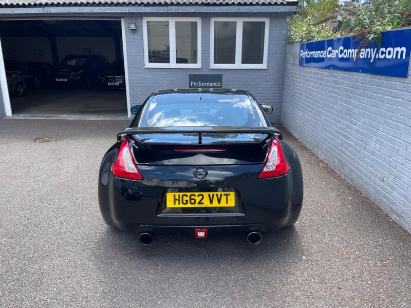 NISSAN 370Z