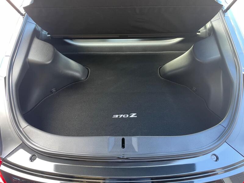 NISSAN 370Z