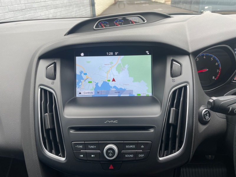 FORD FOCUS